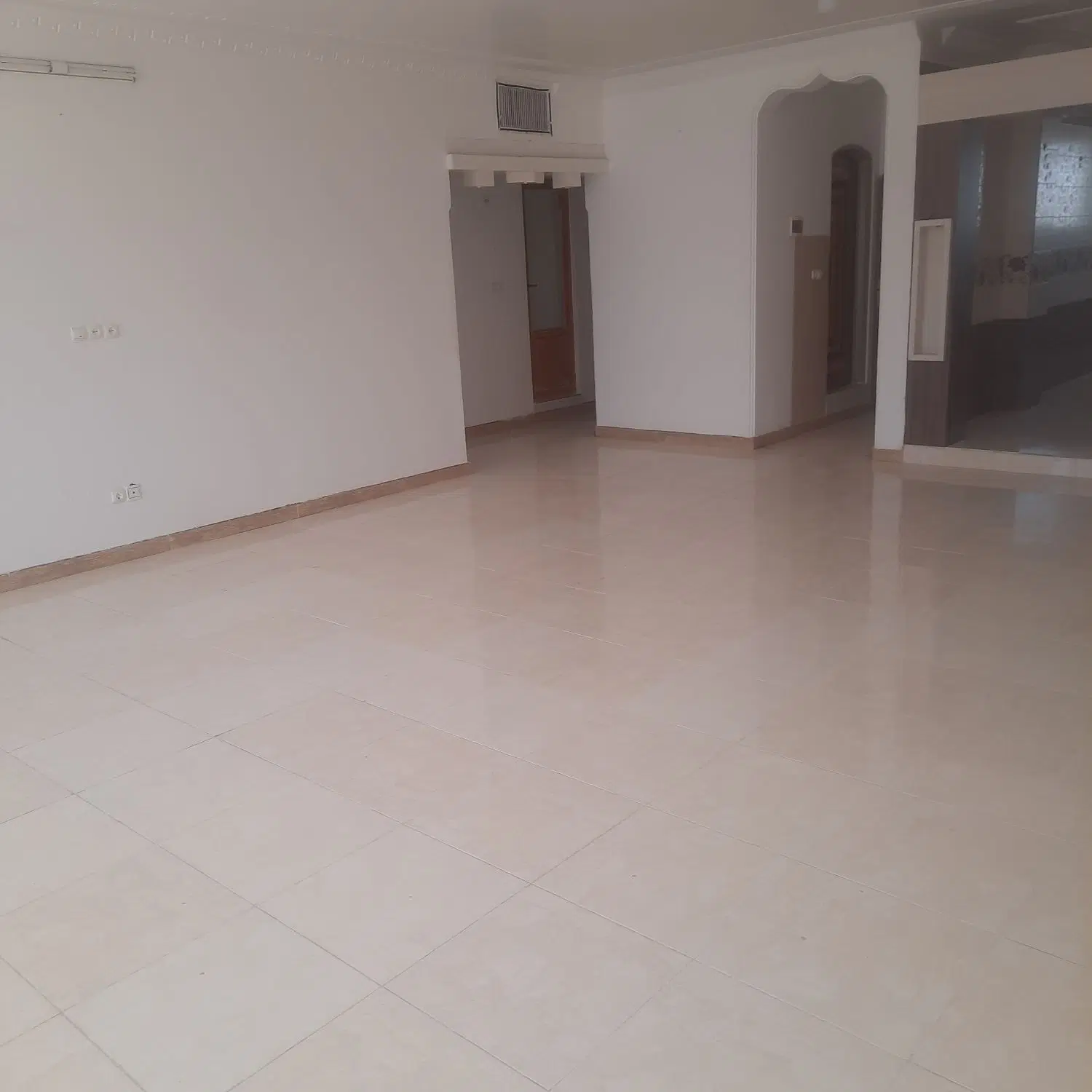 فروش خانه دو طبقه در باغبهادران