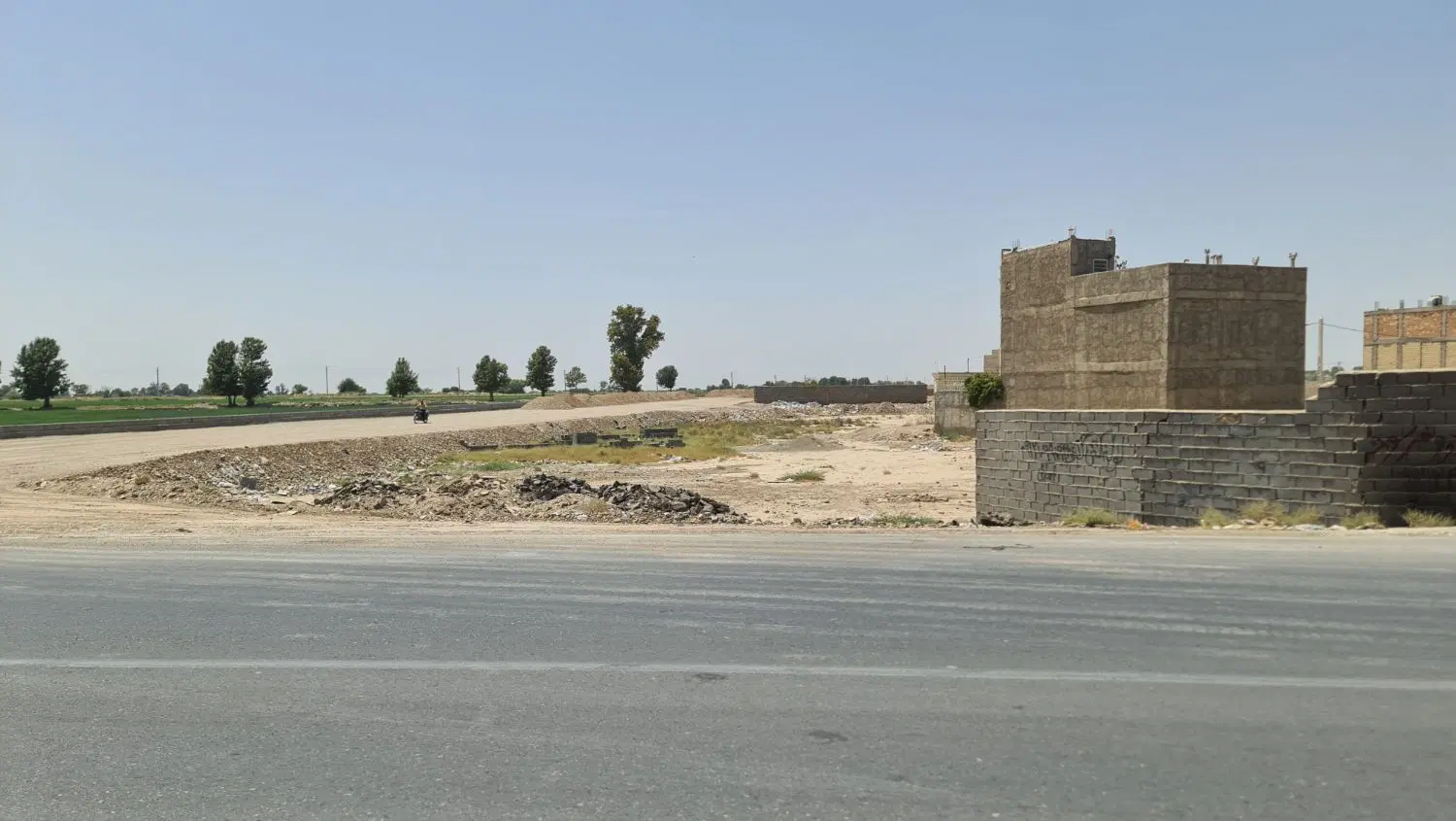 زمین 160متری