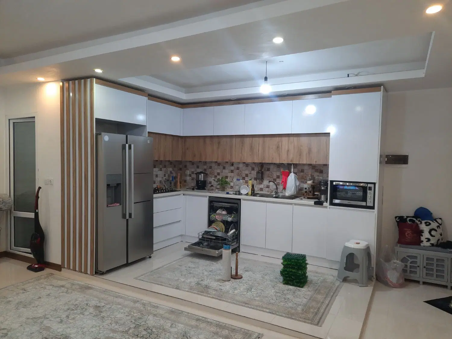 اجاره ای واحد 95 متری ، دوخوابه ،نوساز