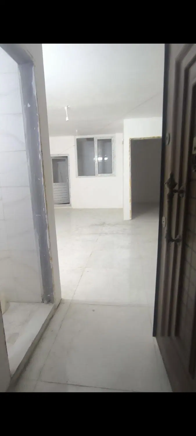 ۶۰ متر تو حاشیه همکف