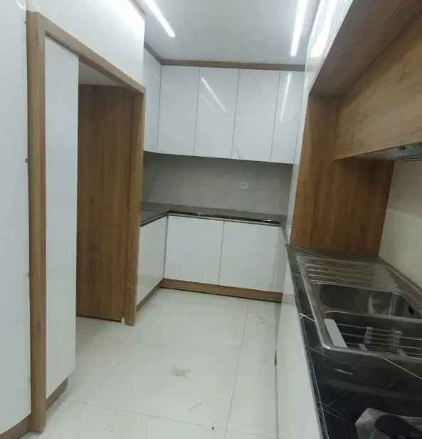 ۱۲۵ متری فول شده گل نرگس _ حکیم نظامی
