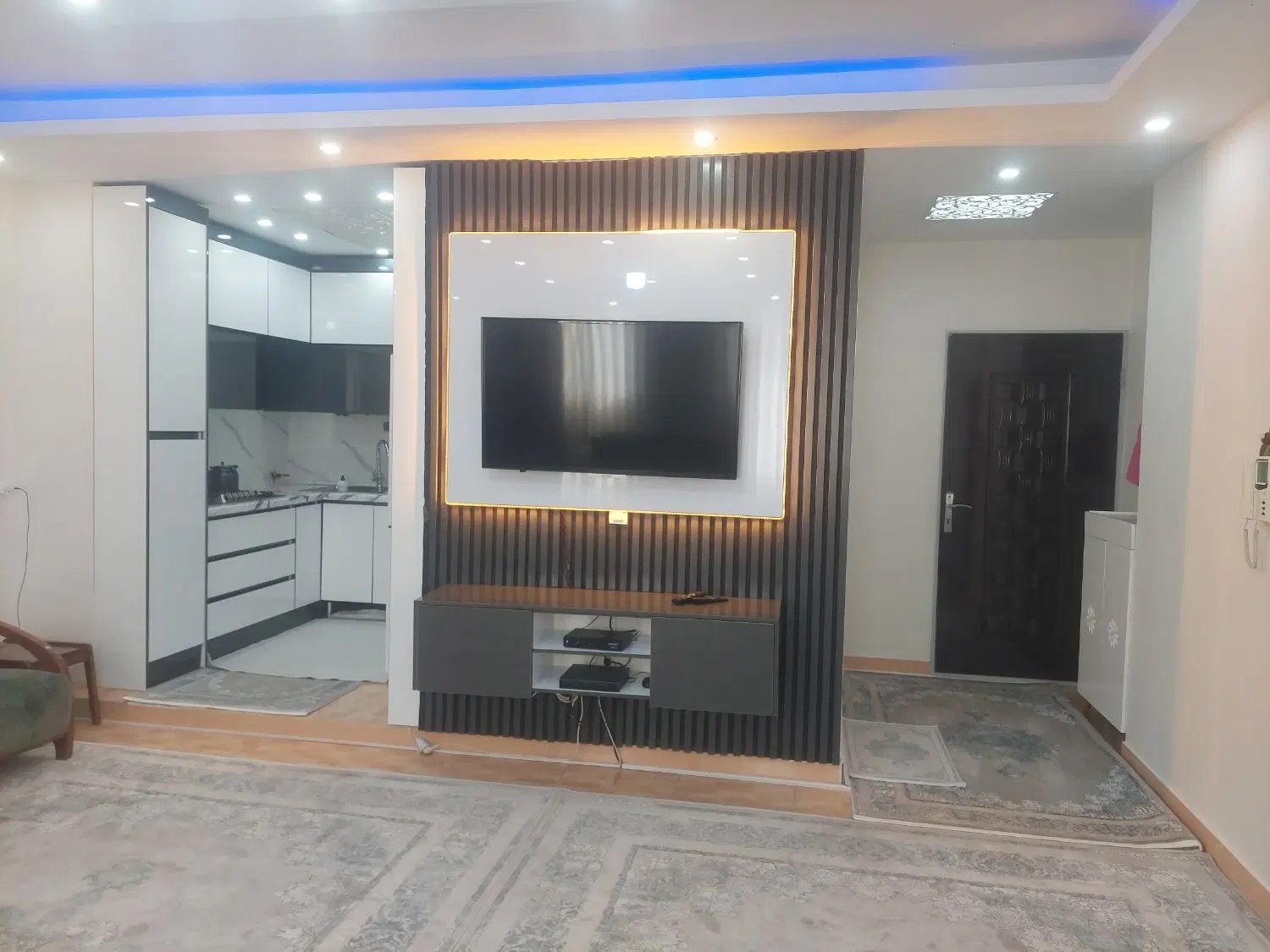 آپارتمان ۶۴ متری تازه بازسازی شده