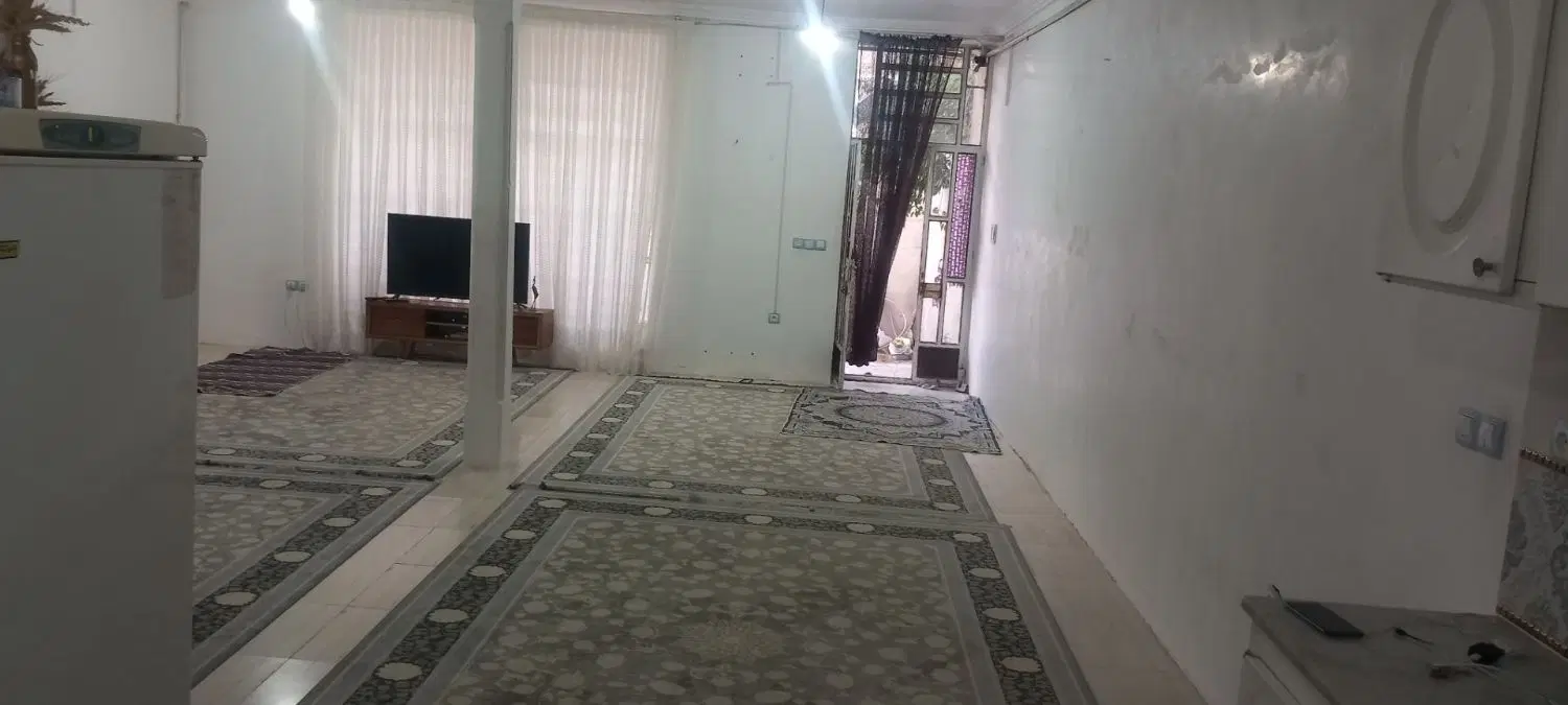 خانه فروشی در پشت بازار
