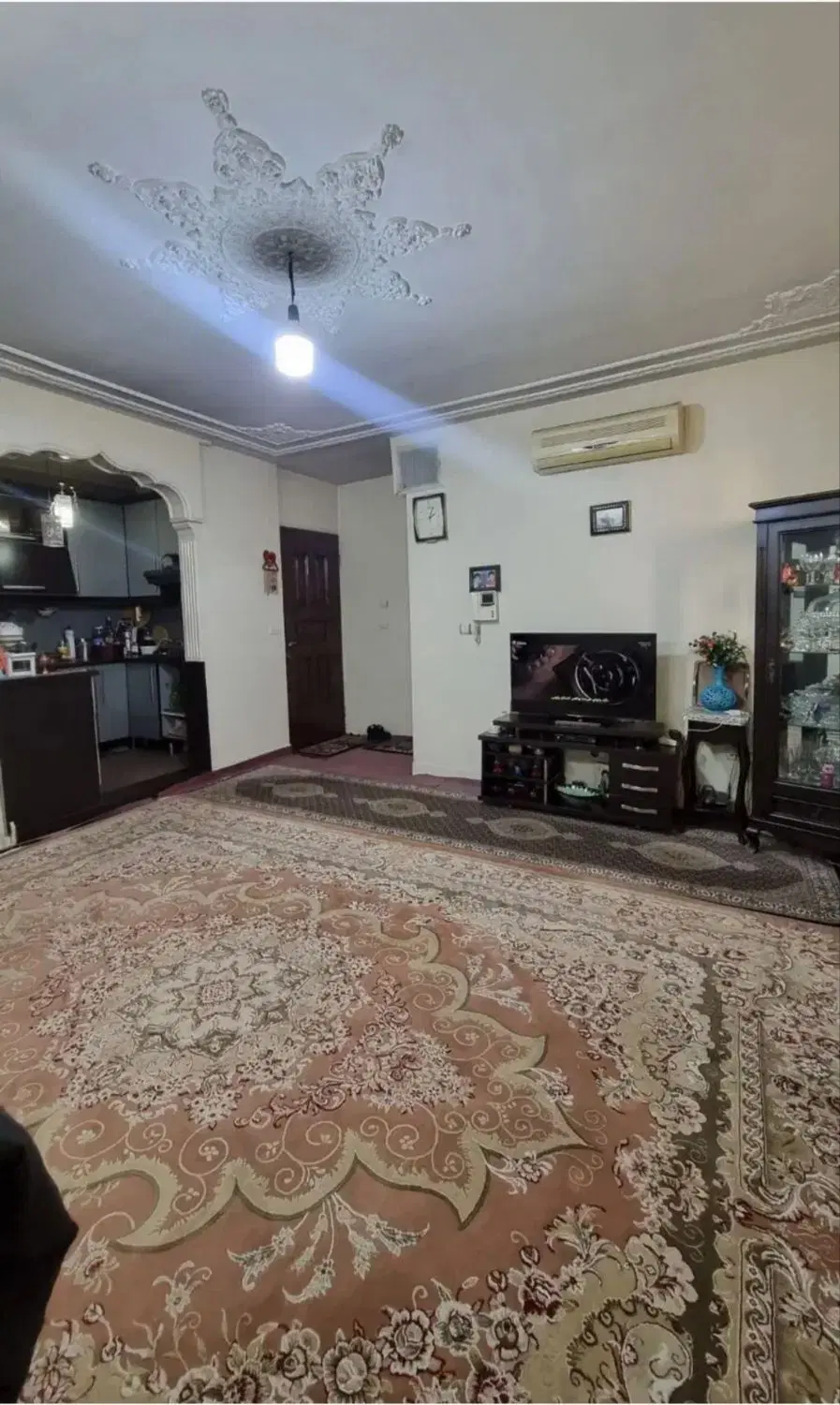 یک واحد فروشی