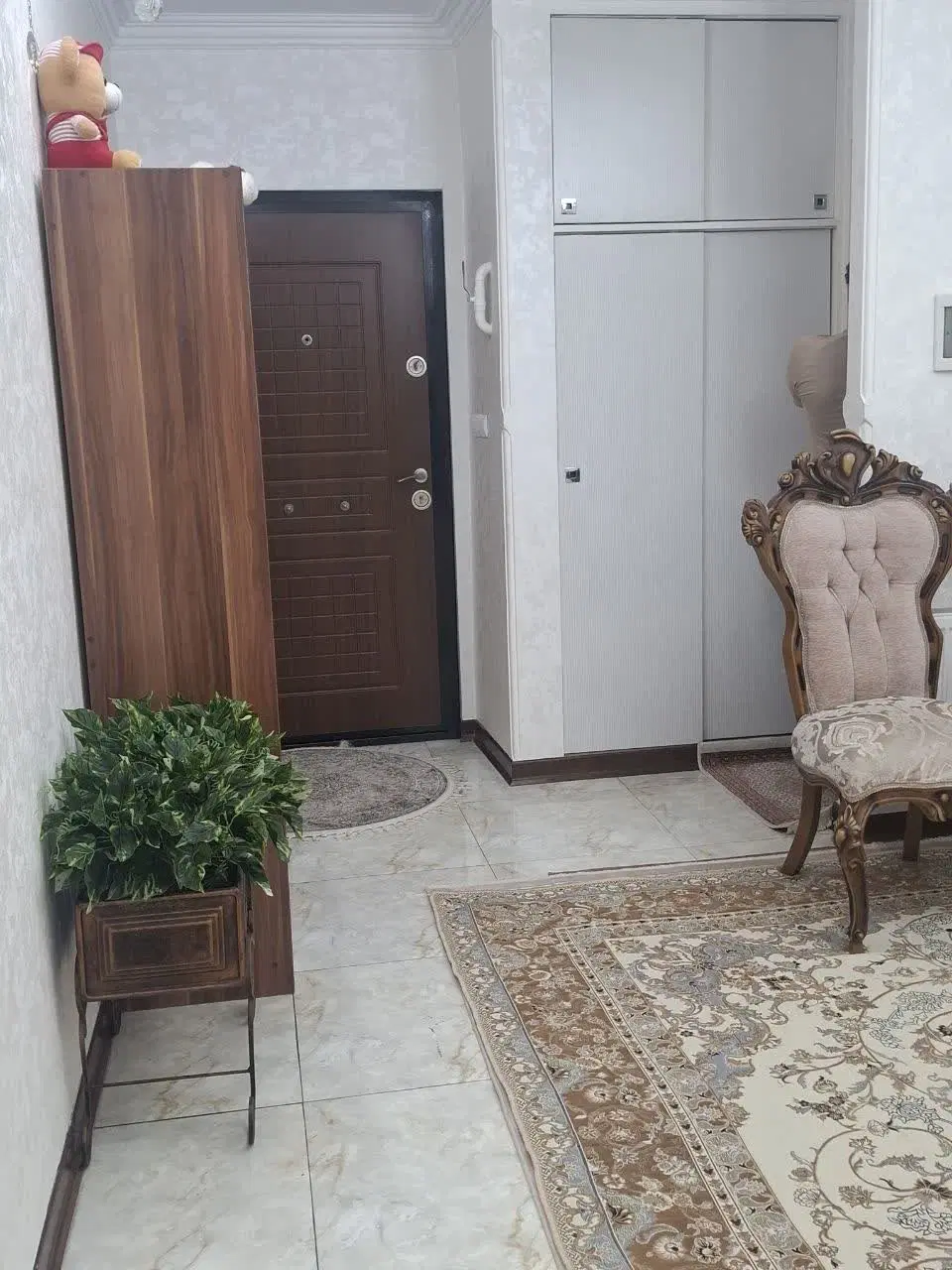 84 متر نورگیر