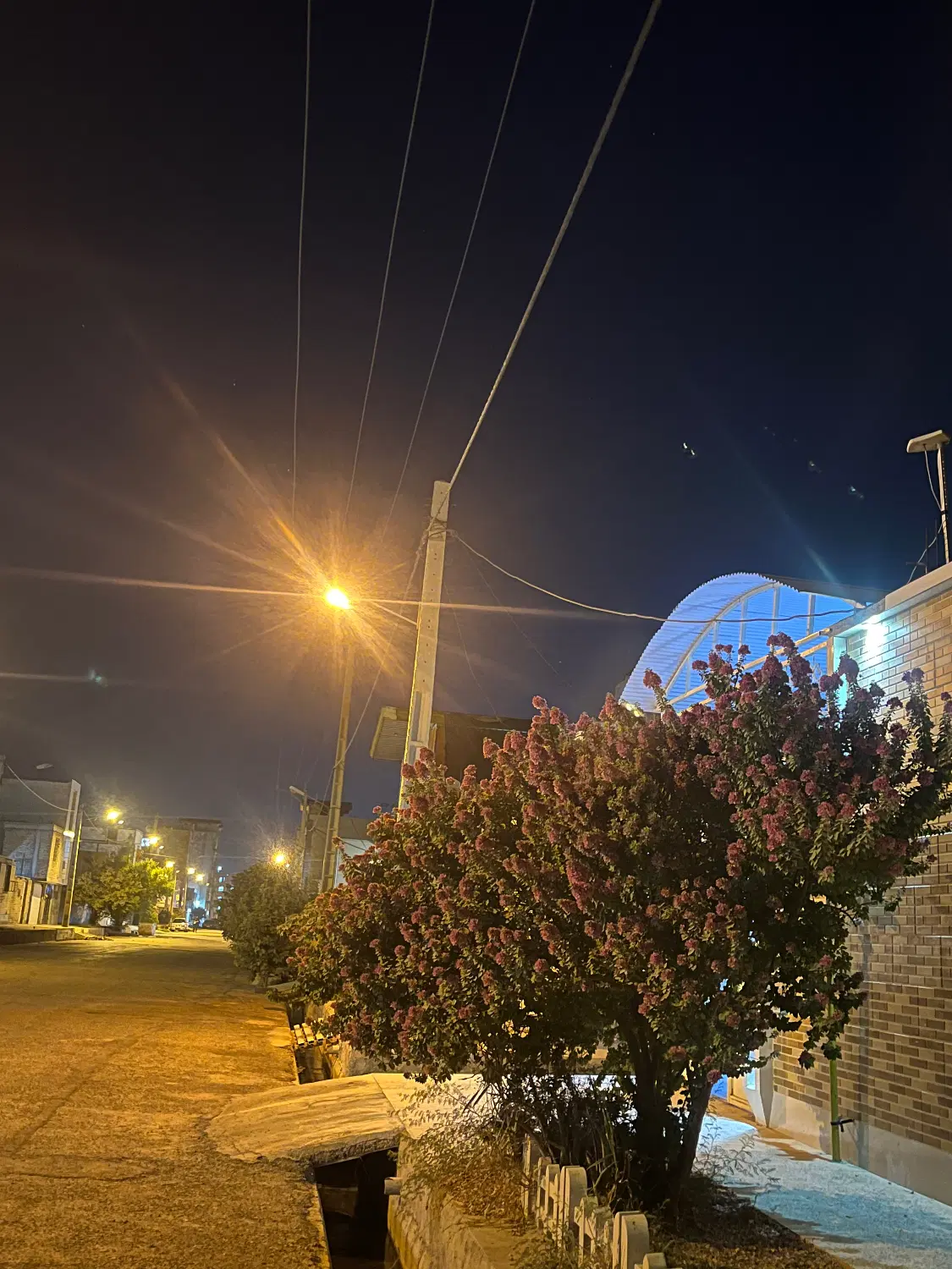 منزل ویلایی ۱۴۰متری کوی نیرو