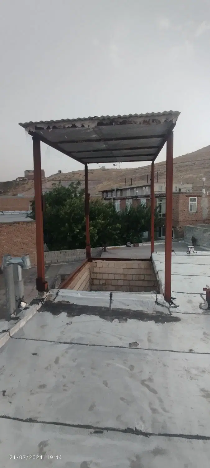 فروش یک آپارتمان نیمه کاره