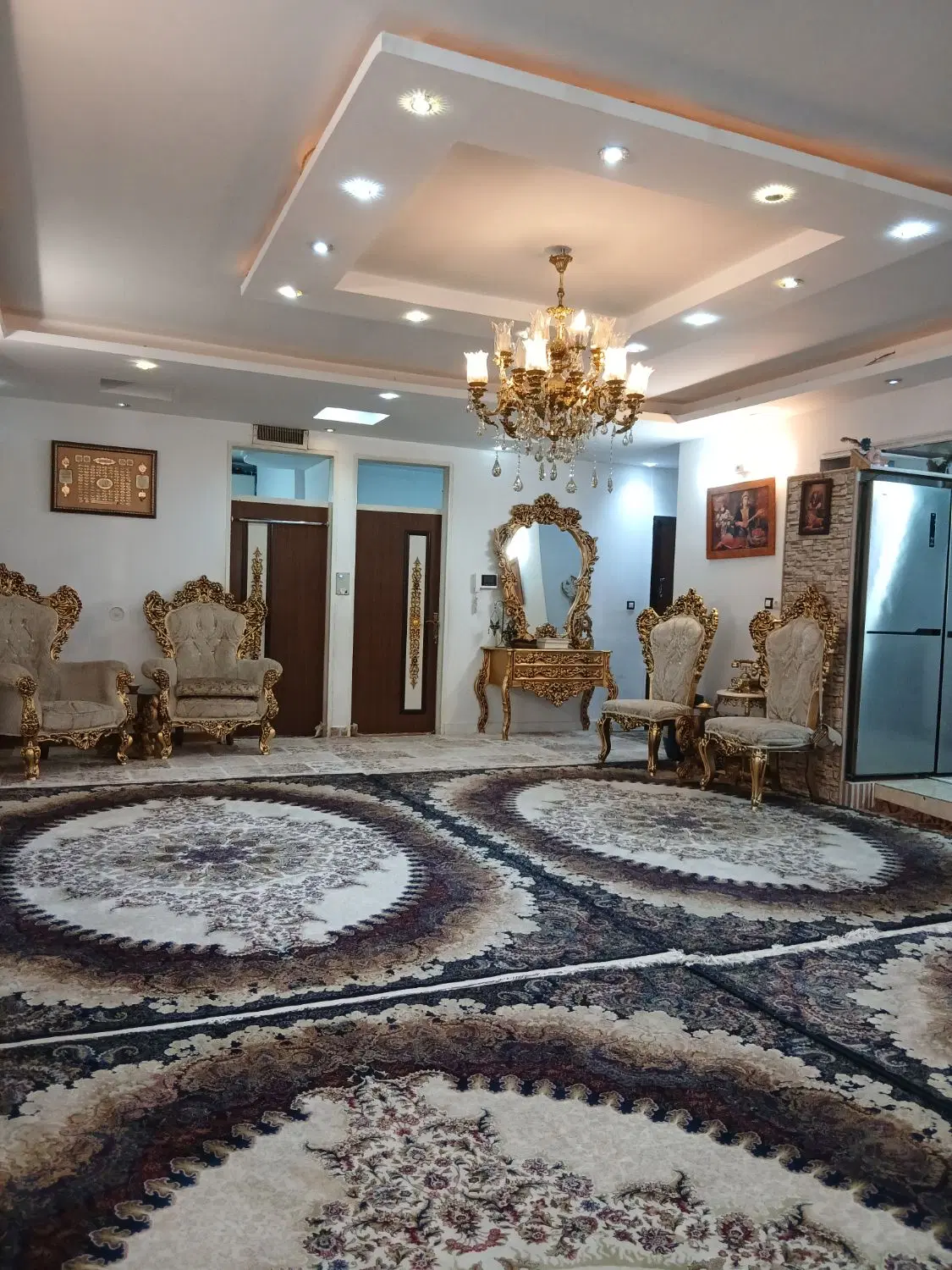 آپارتمان ۱۰۵ متری لوکس