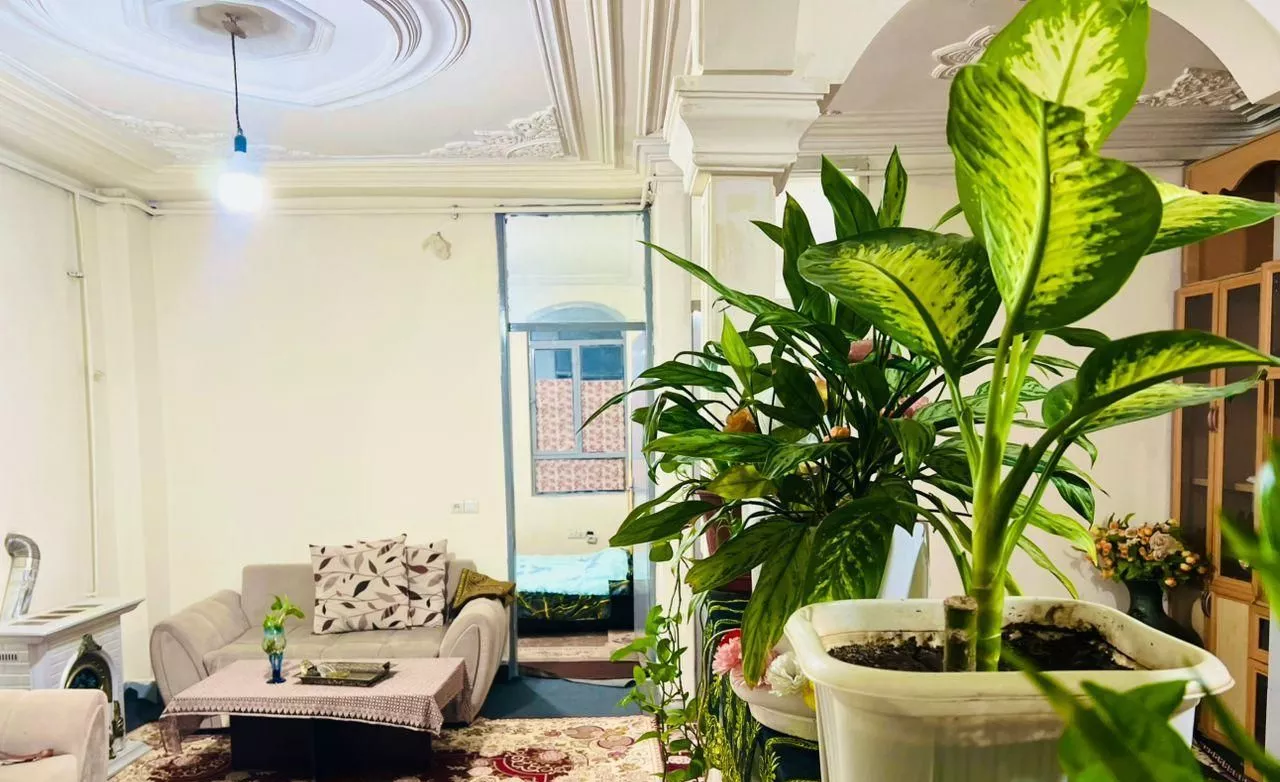 اجاره واحدهای تمیز و شیک با همه امکانات و پارکینگ