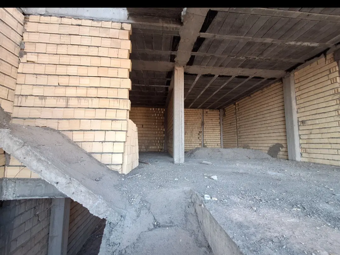 ساختمان اسکلت بتنی