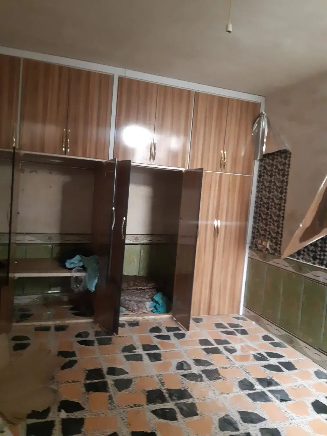 خانه طبقه اول رو همکف  عردوسی یک