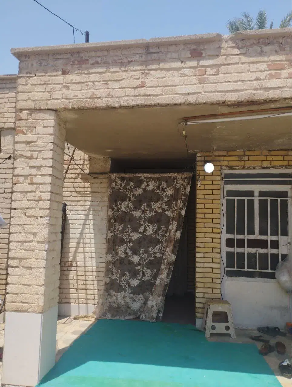 فروش فوری منزل ویلایی شهرک مقداد۴۰۰ متری