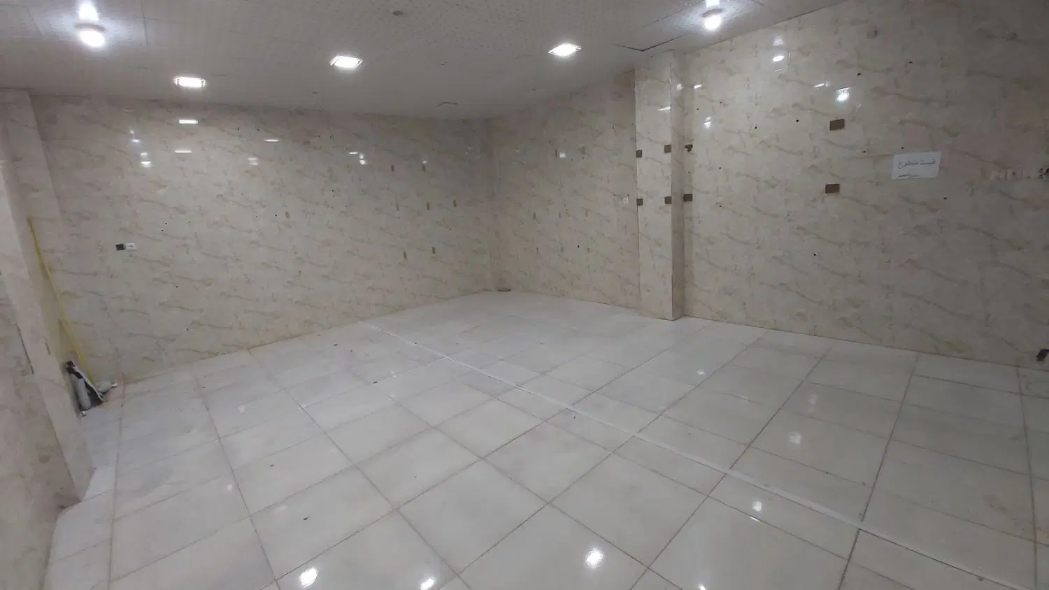 اجاره مغازه ۴۵ متری خیابان اصلی بنک