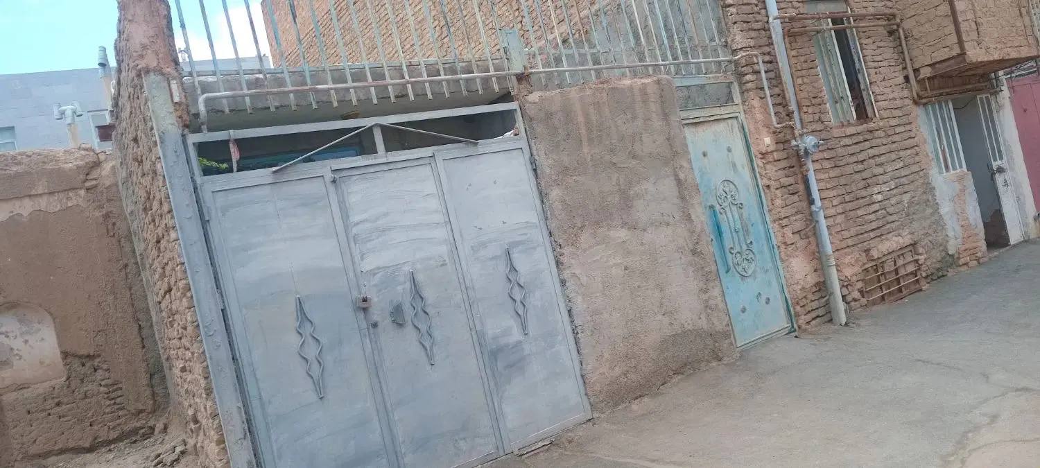 منزل خیابان پیشنمازی و رضوی