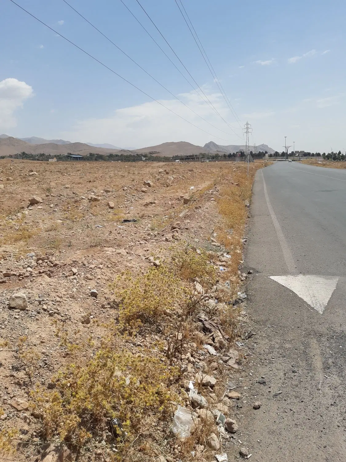 ۹۶۰۰ متر آبیک قزوین