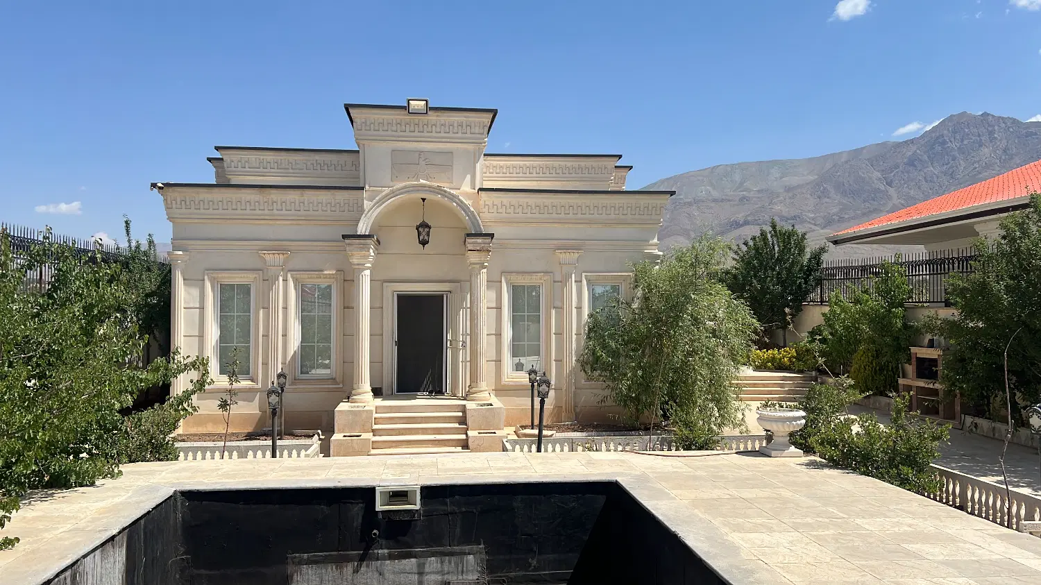 رهن واجاره واقع در دماوند آبسرد خیابان ایران