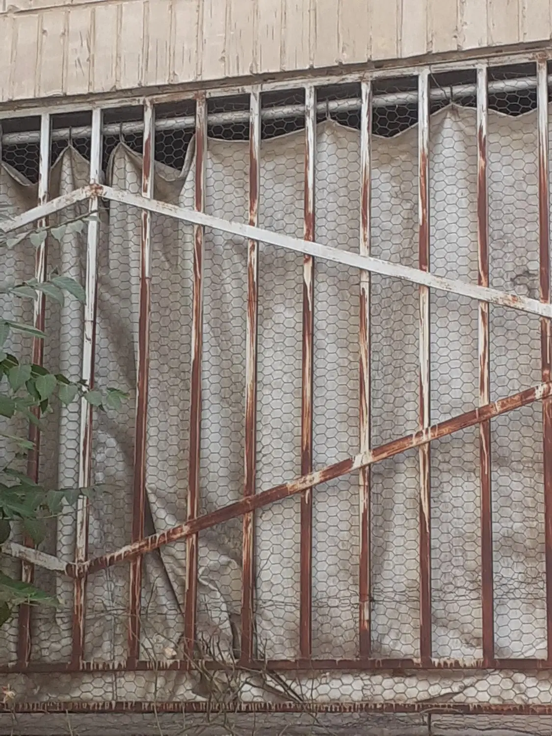 رهن کامل ب۶ طبقه همکف تیپ ای۳
