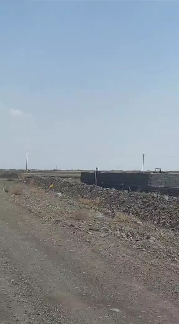 زمین جاده قمصر  نبش ۴۵ متری
