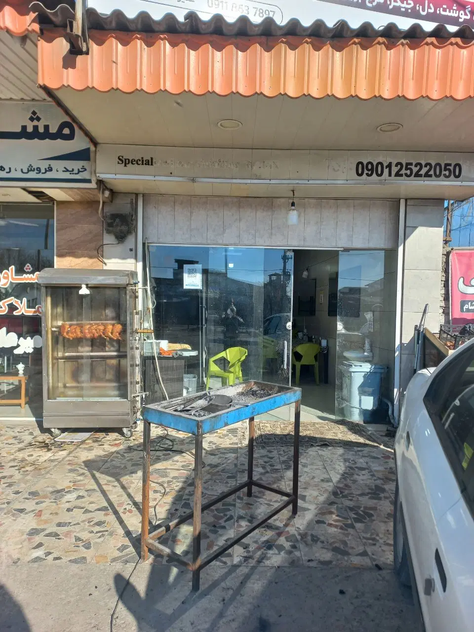 اجاره مغازه تجاری ۴۰ متری سه راه جویبار بر اصلی