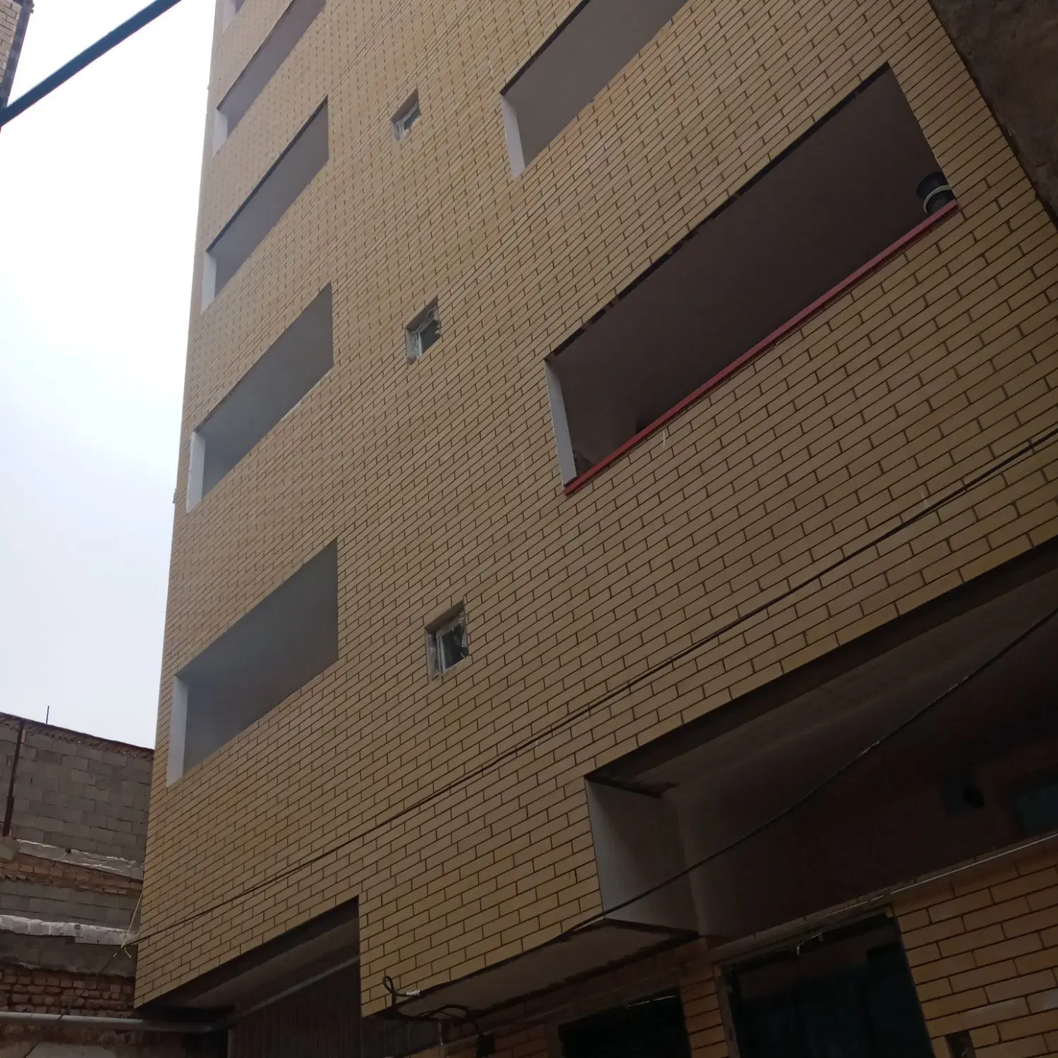 اپارتمان ۷۰منری درلیلابی _ مفتح