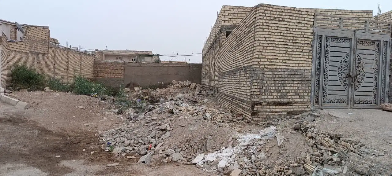 زمین بین مهر پنج وشش