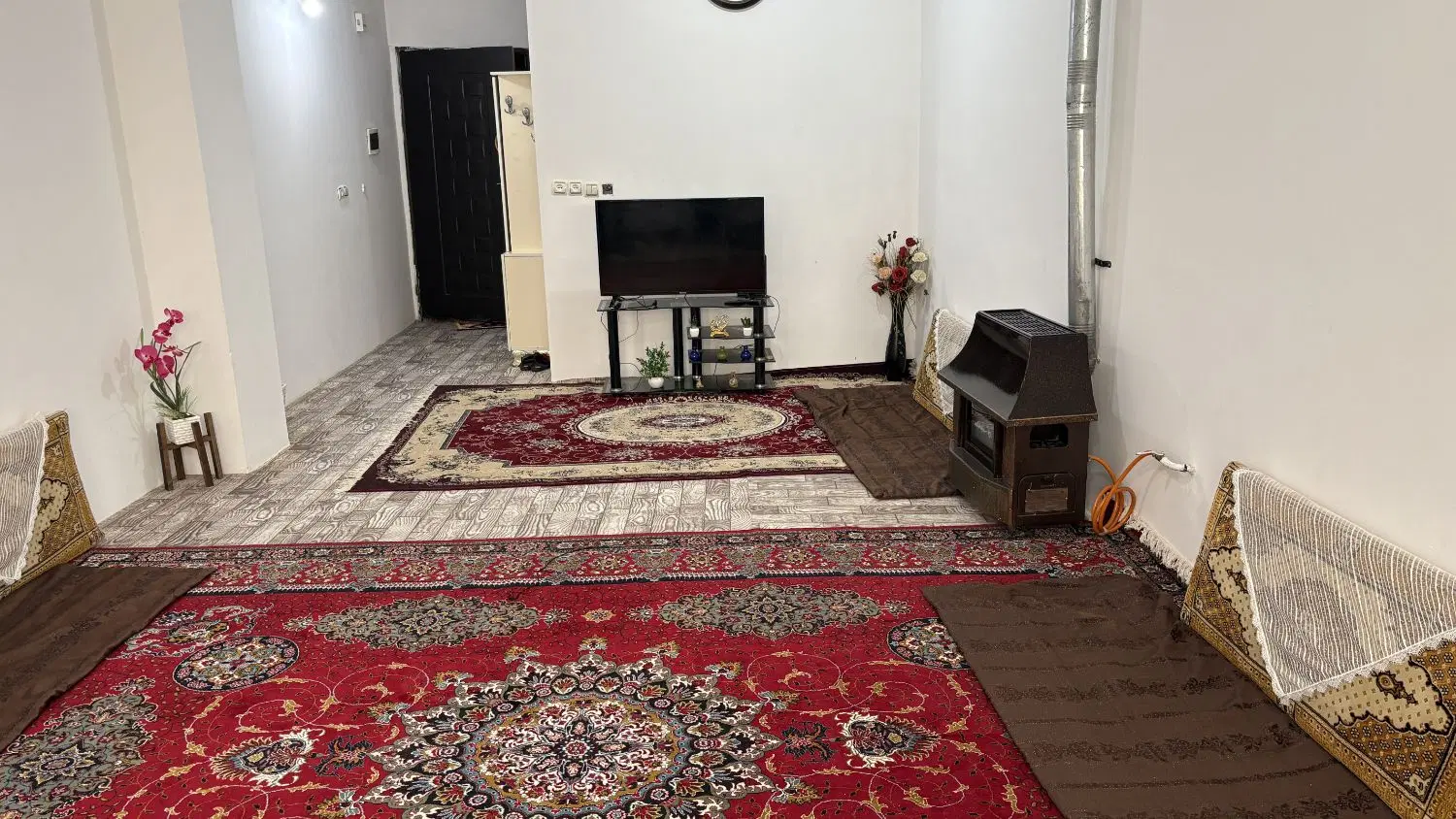 فروش واحد مسکونی در طبقه اول