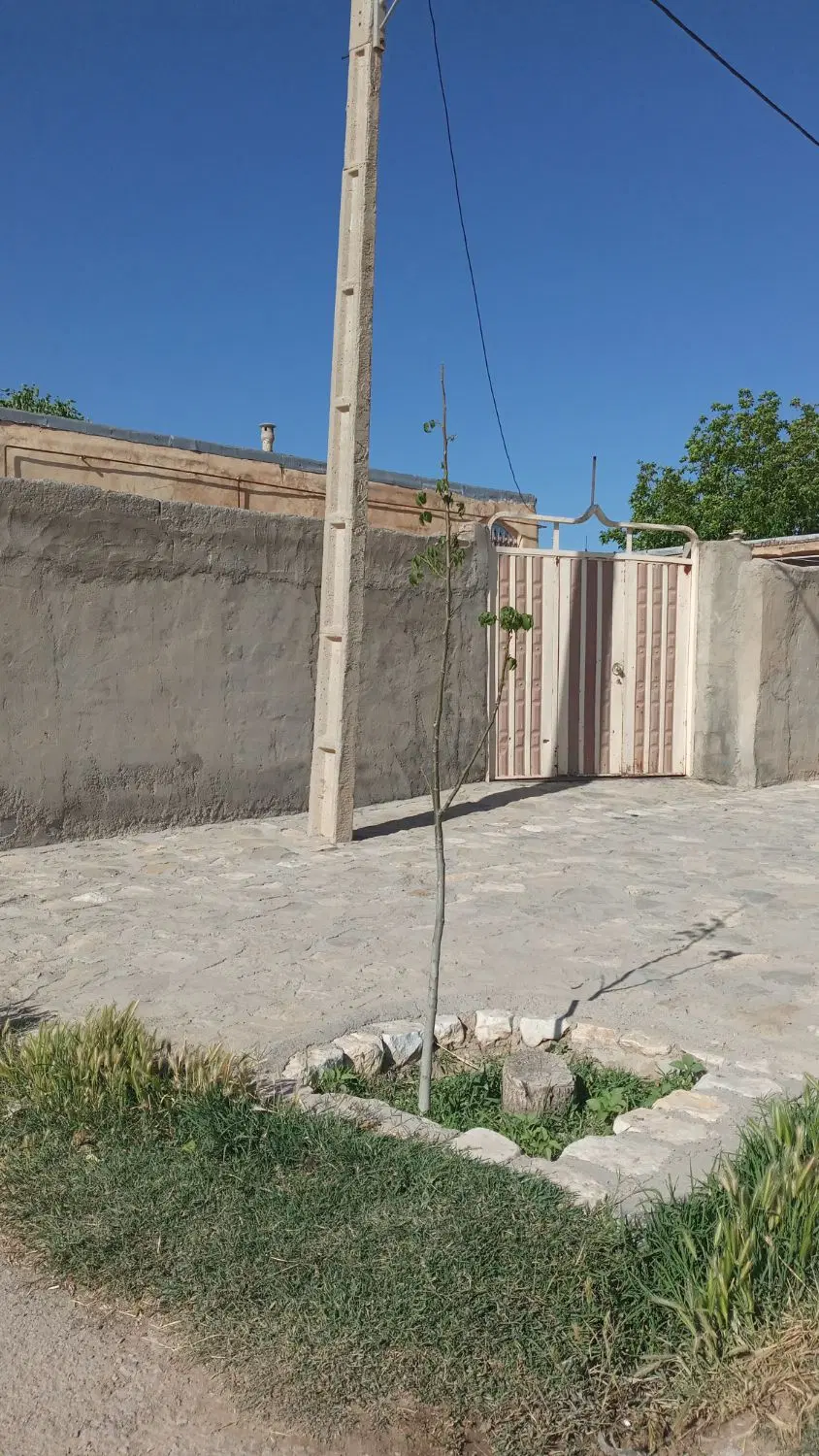 با سلام خانه روستای 200متر روستای برزان