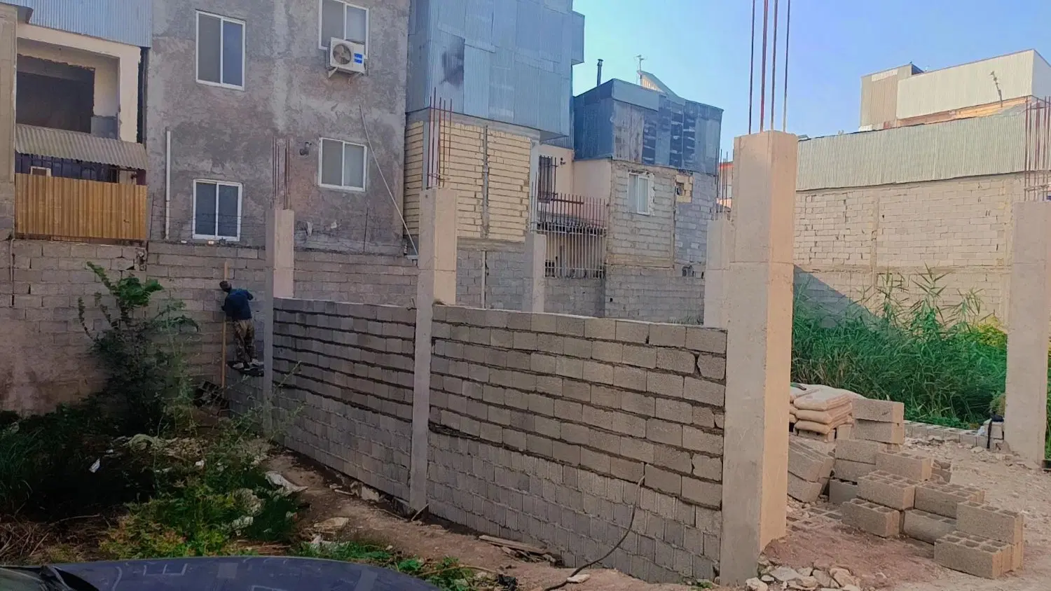 خانه نیمه کاره