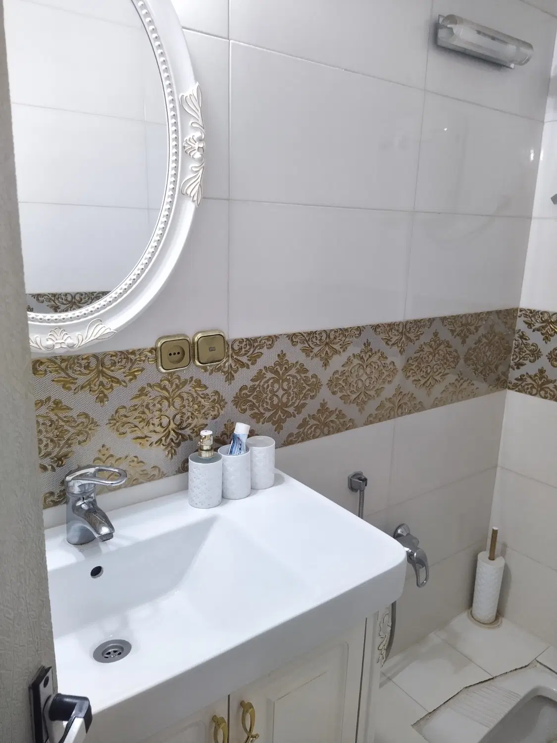 آپارتمان ۱۷۰ متری. حیاط دربست