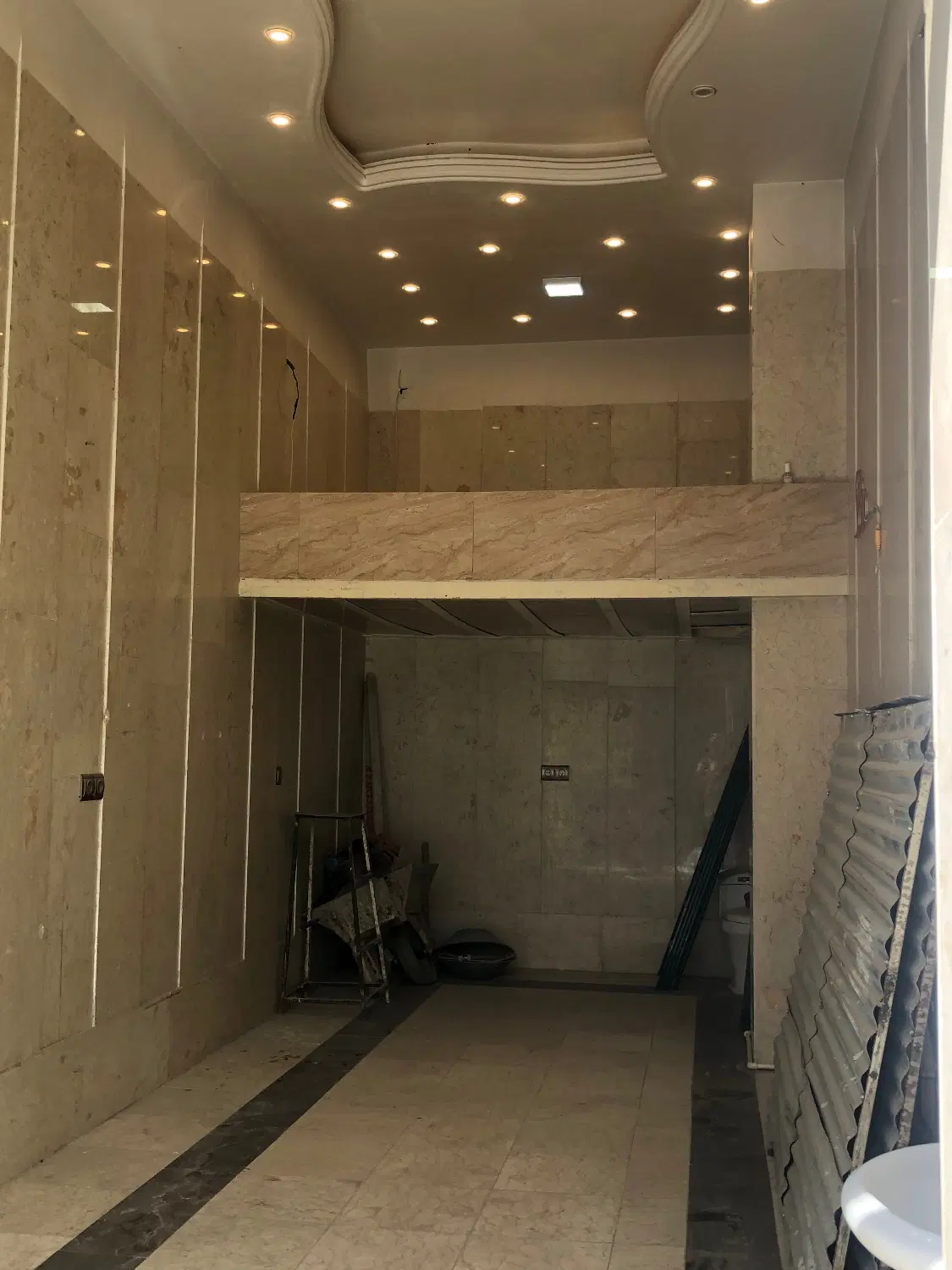 ۲۴متر تجاری امین آباد