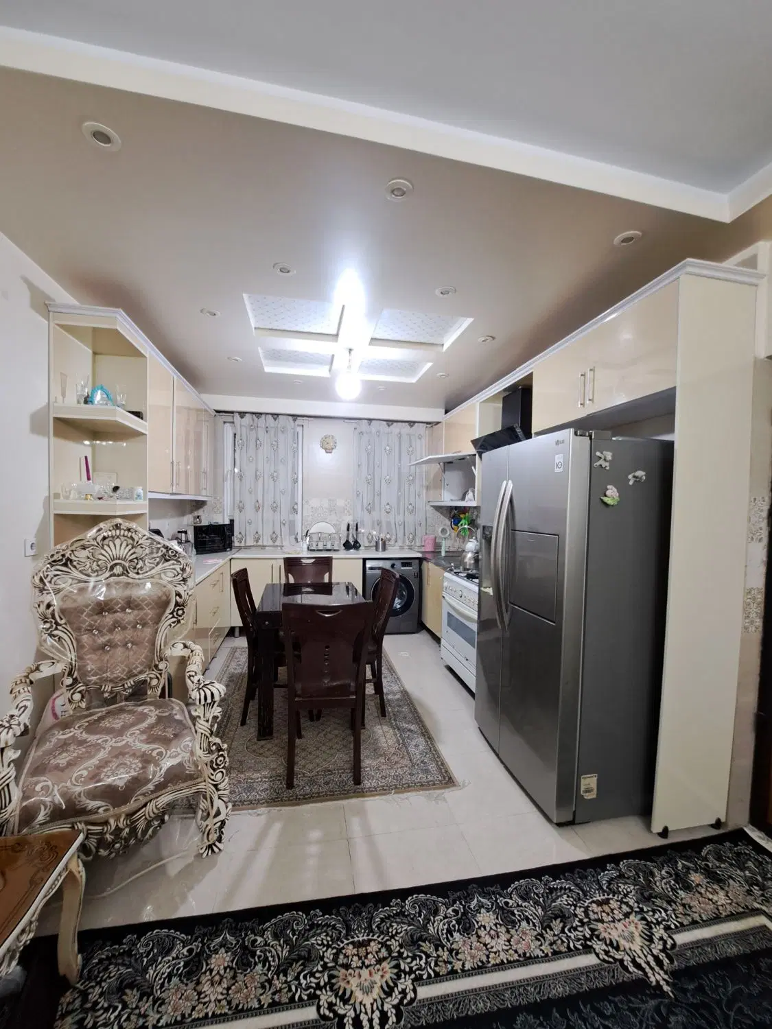آپارتمان ۶۰ متری تک واحدی