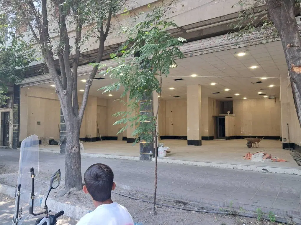 مغازه ۳دهنه واقع در پاسدار گمنام