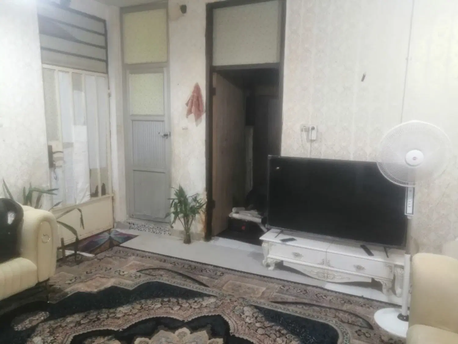 منزل چهار واحده همکف