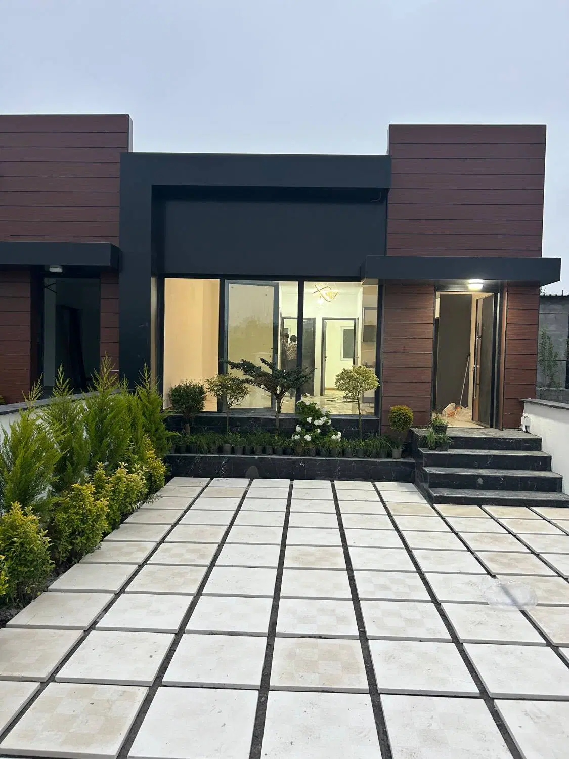 فلت ۱۵۰ متری_پلاک اول جنگل_فول مبله_اقساطی