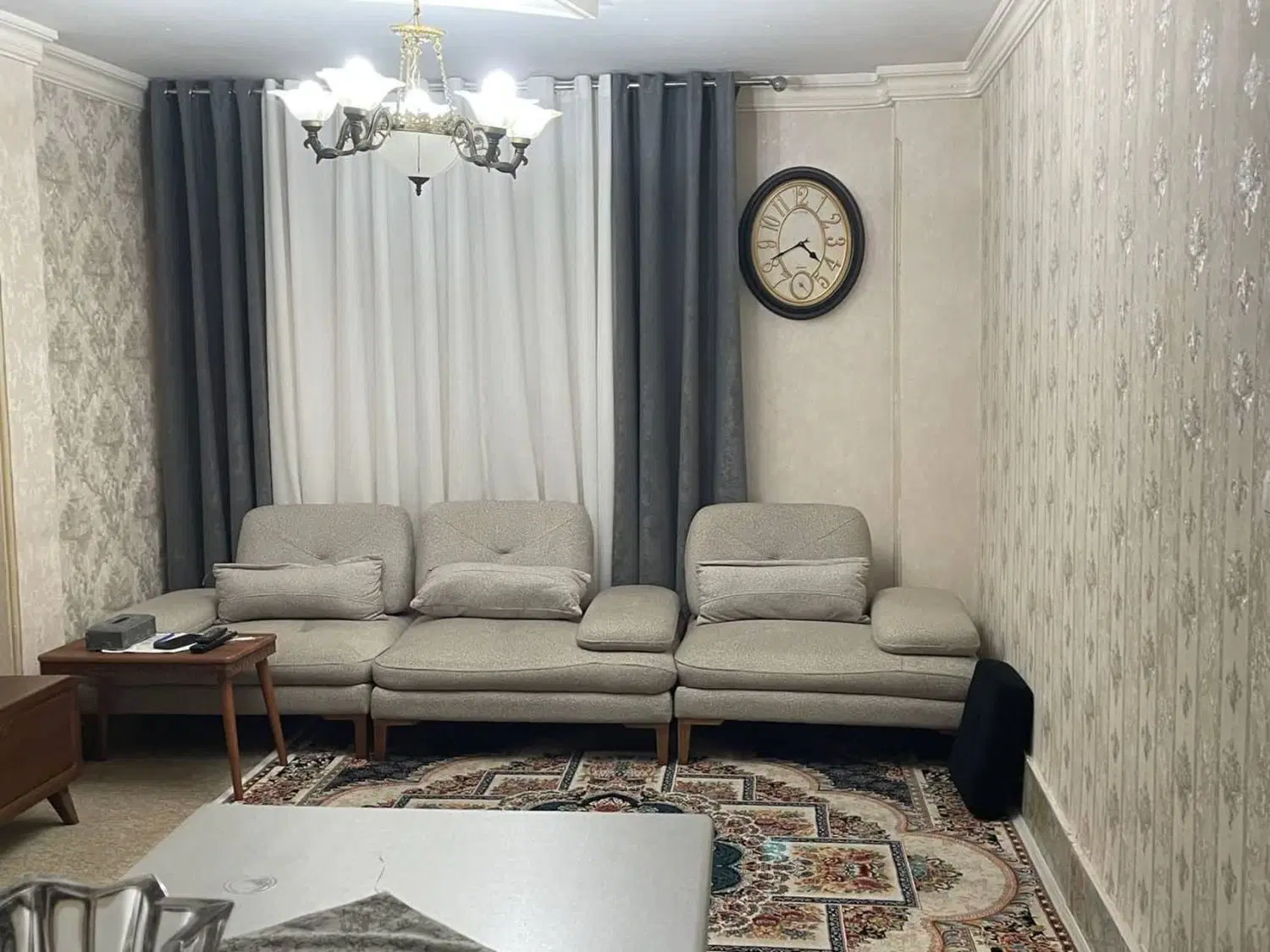 خانه ۸۵ متری پیکانشهر