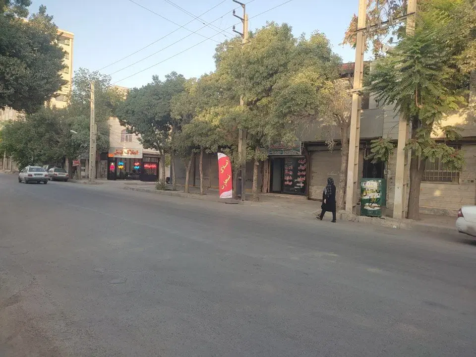 مقازه تجاری اشک تلخ 80 متر