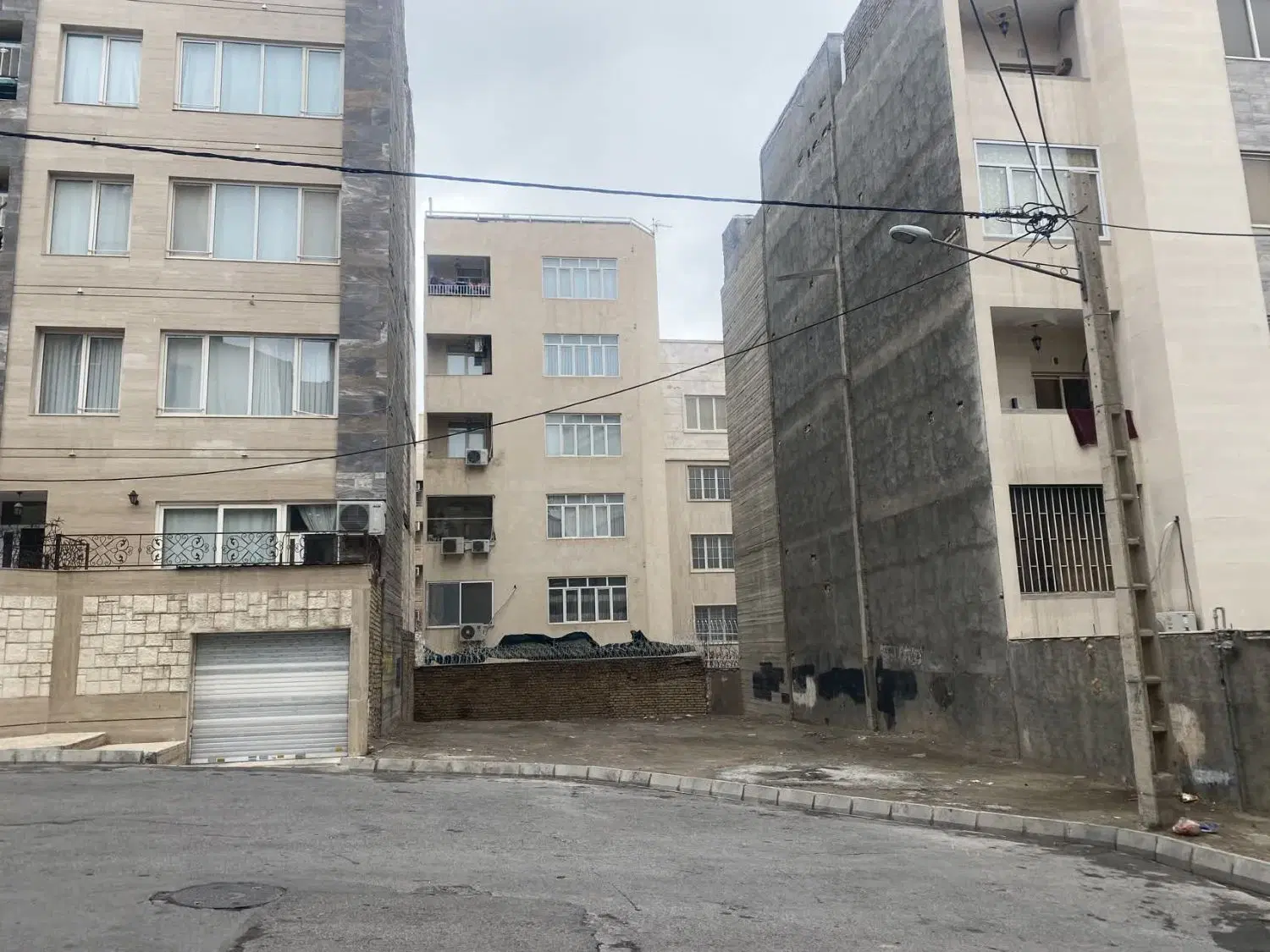 زمین۲۰۰ متری فراز ۶ دوربرگردان