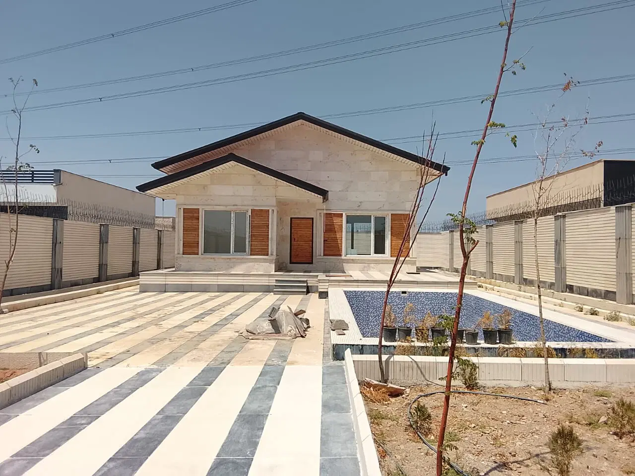 باغ ویلا زعفرانیه