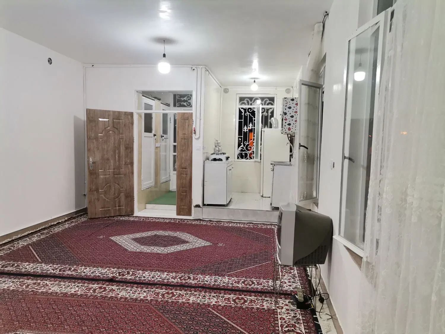 منزل مسکونی دربست رهن واجاره ابتدای گلدشت