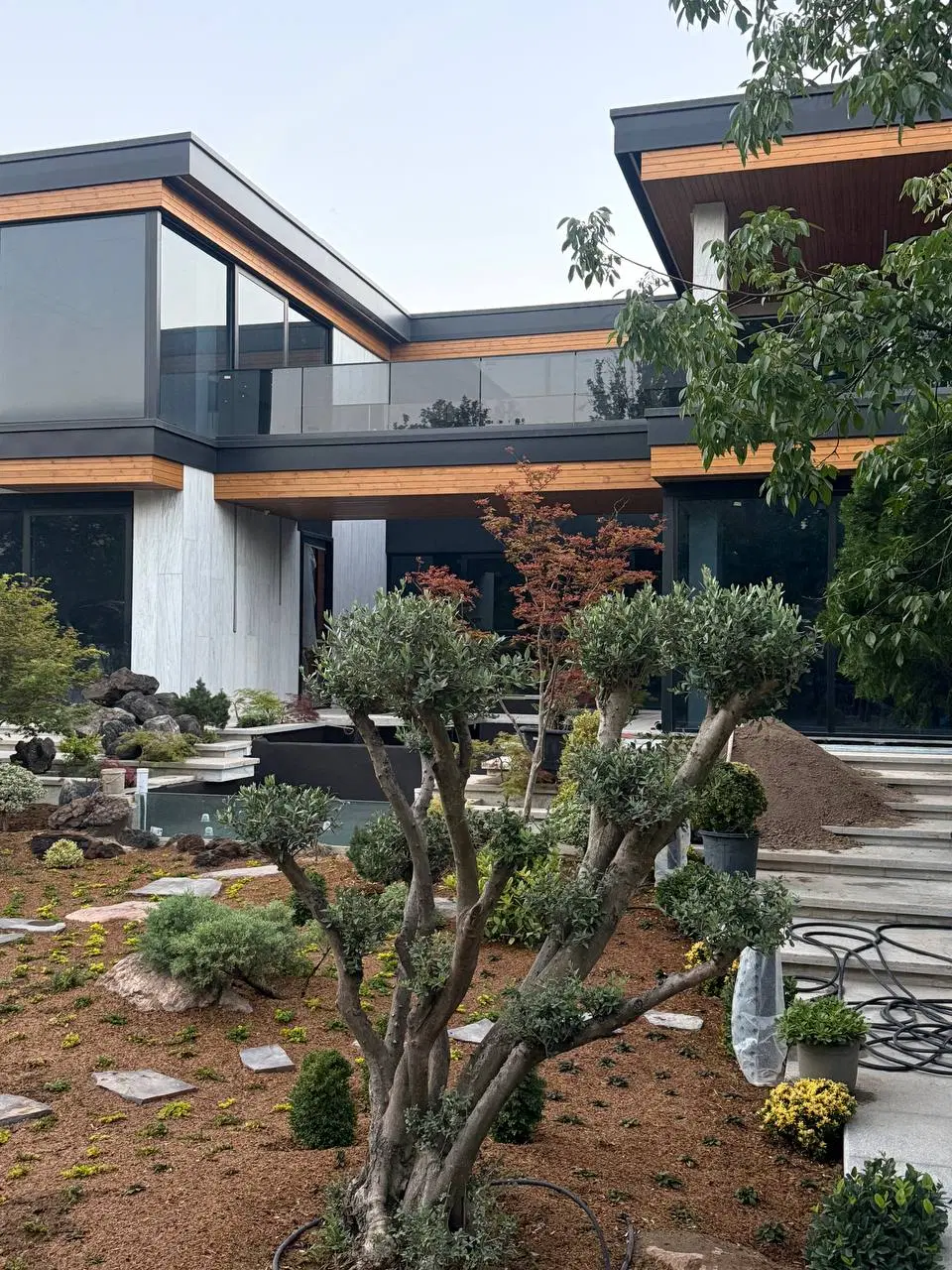 باغ ویلا کوهسار قلعه