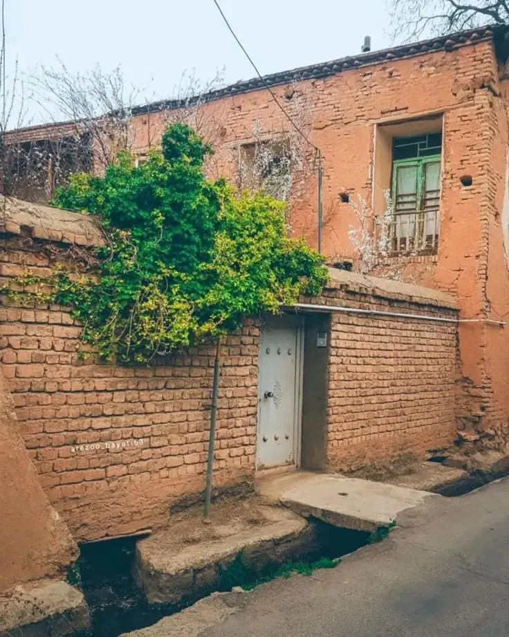 لواسان کوچک_۴۰۰ متر_جواز آماده(تهاتر یا فروش)