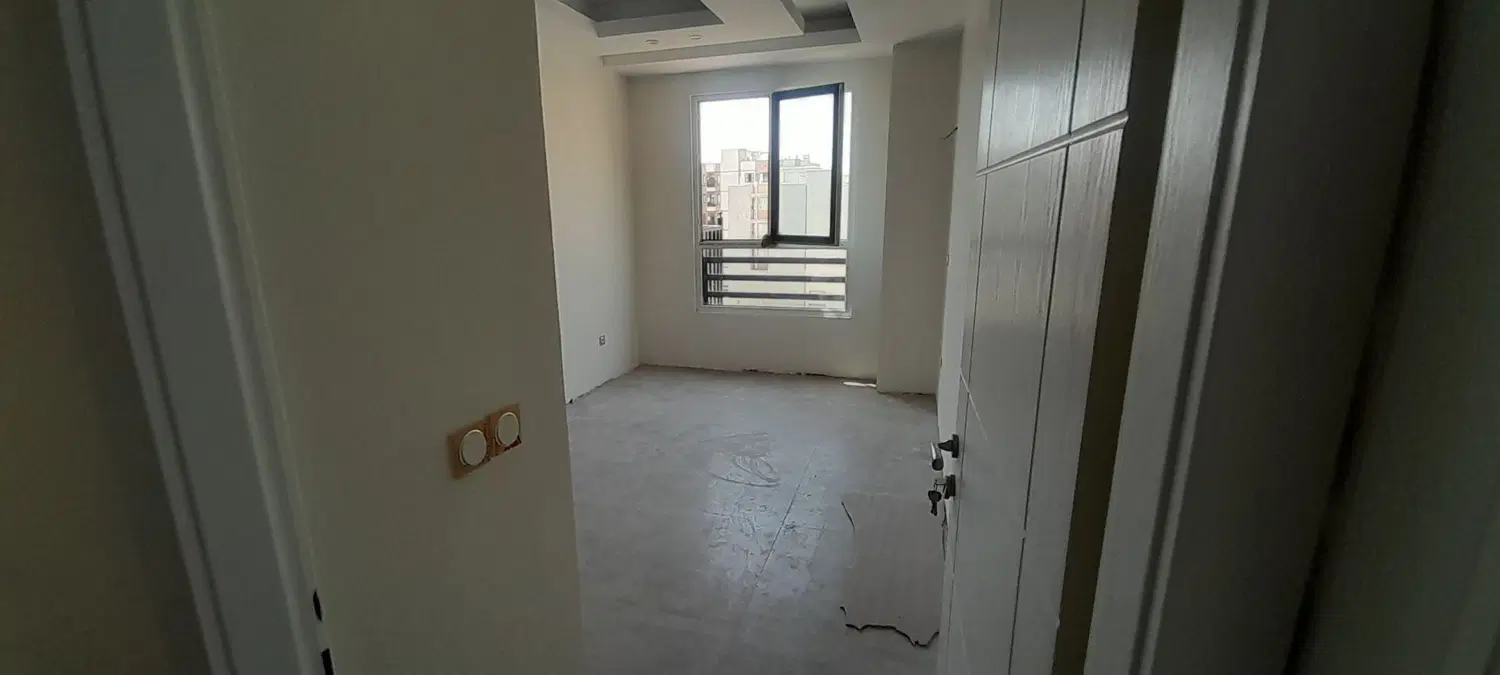 ۱۰۰متر خوش نقش