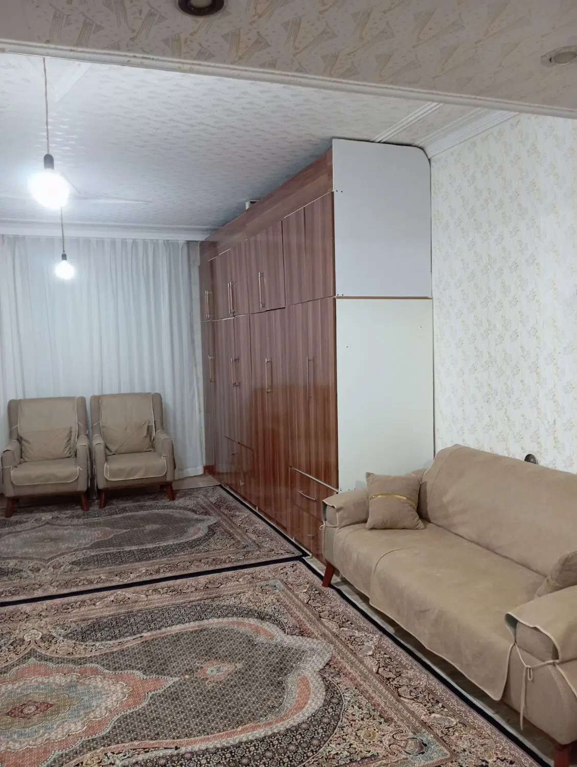 فروش خانه دو طبقه ویلایی