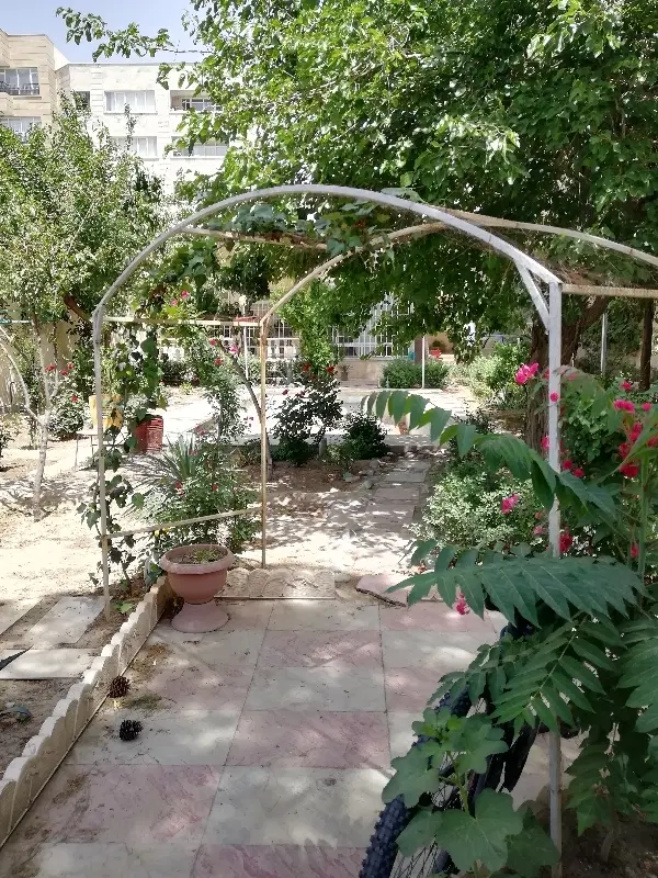 خانه ویلایی حیاطی