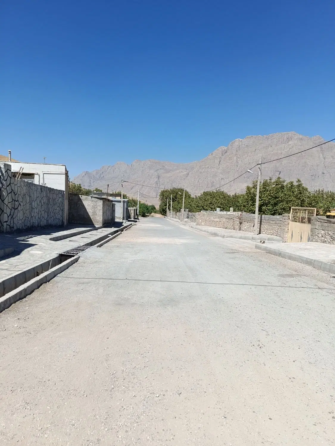 زمین مسکونی