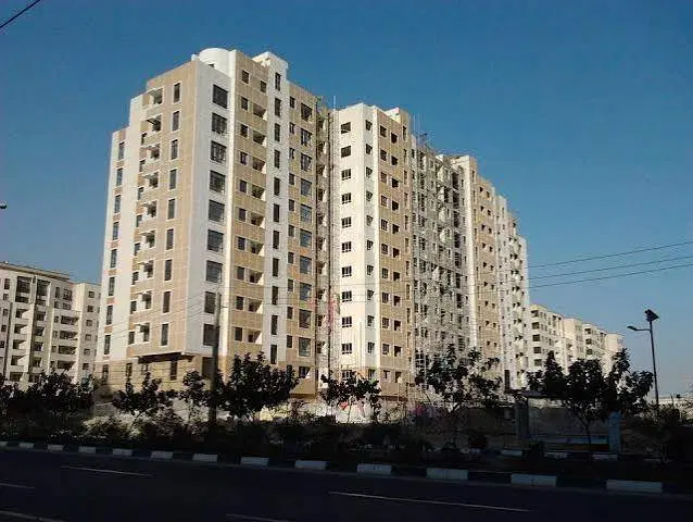 105 متری B4 نگین غرب