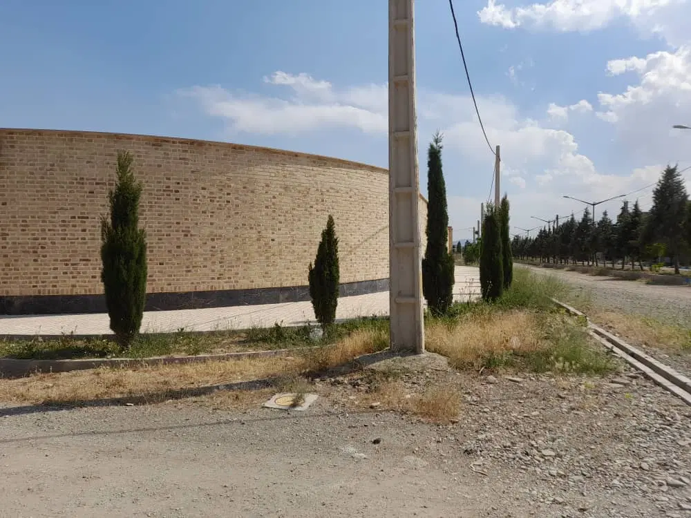 چهاردیواری با جواز ساخت