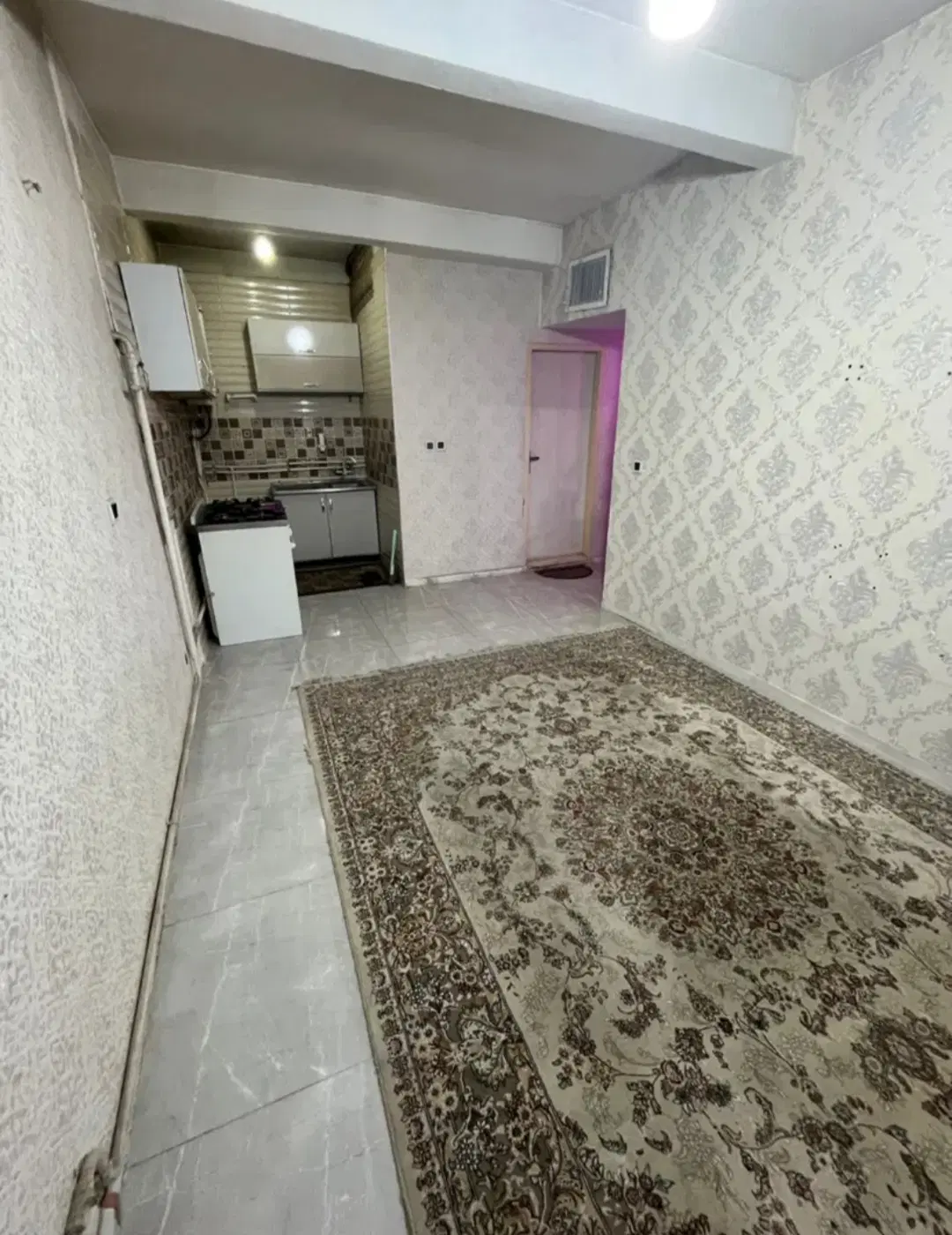 واحد ۴۵ متر مطهری واوان
