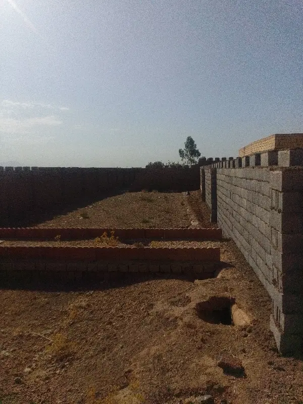 چهار دیواری سیمان بری آب کانال دار