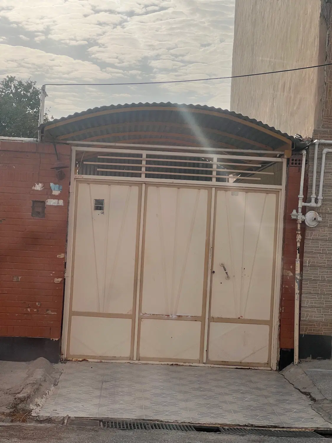 فروش ویلایی ۳۰ دستگاه بنیاد شهید